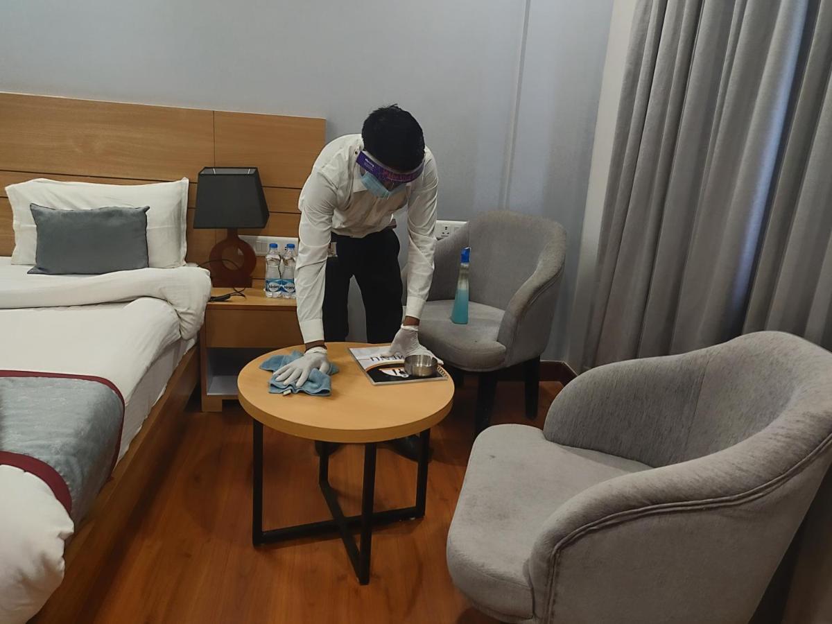 Hotel Sarvin لاكناو المظهر الخارجي الصورة